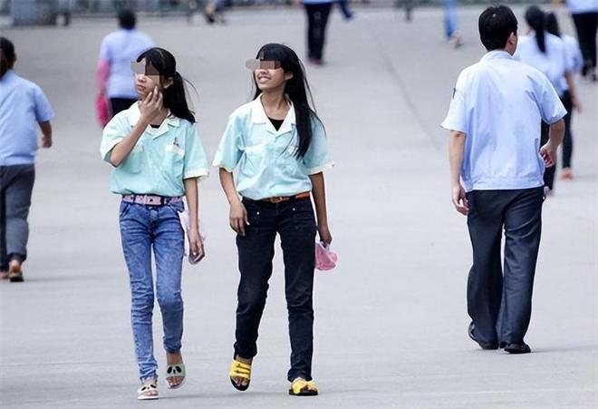 开元体育·(中国)官方网站回顾50岁光棍诱奸13岁女孩威胁女孩保密审判时称：对不(图8)