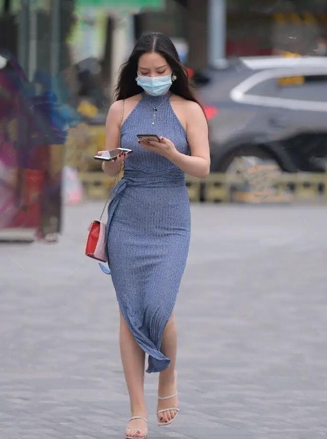 开元体育·(中国)官方网站连衣裙展现女性简洁气质上身特别洋气(图8)